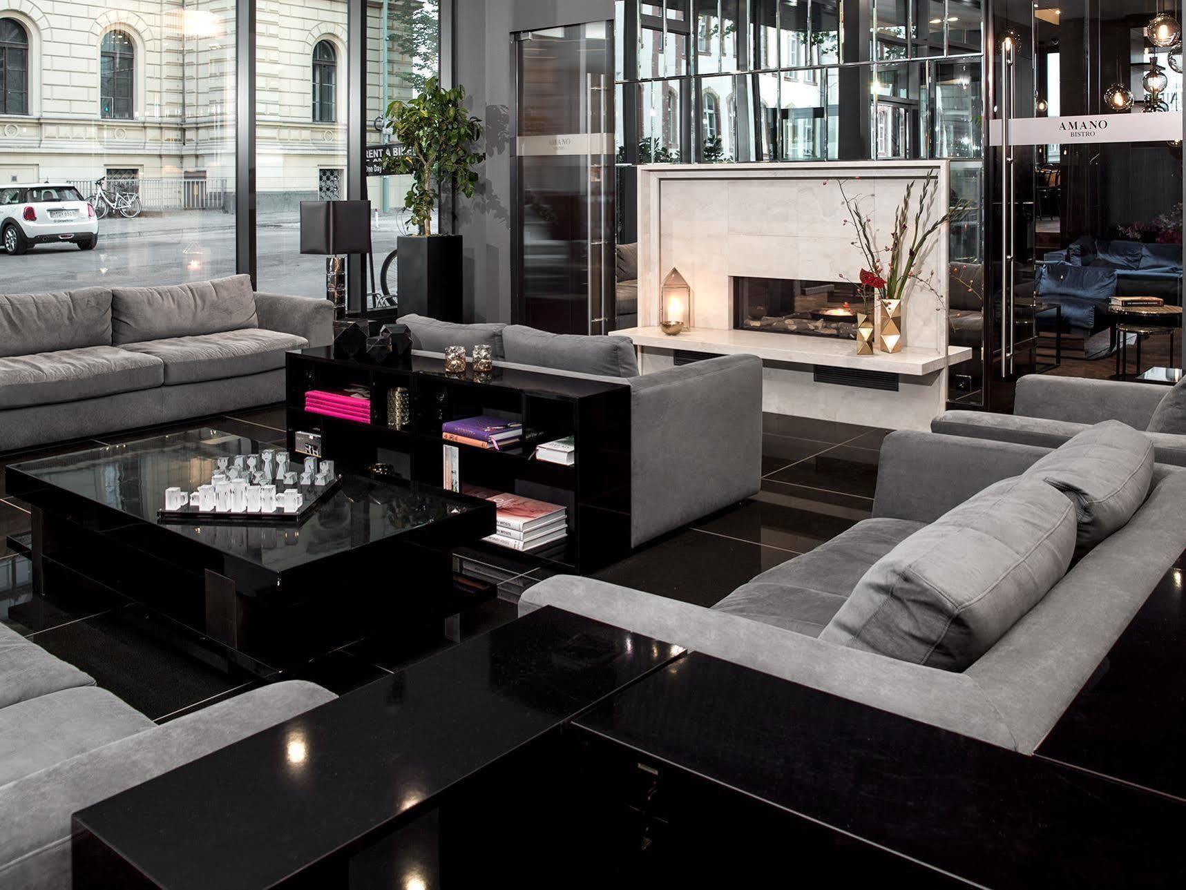 Amano Grand Hotel 3*
